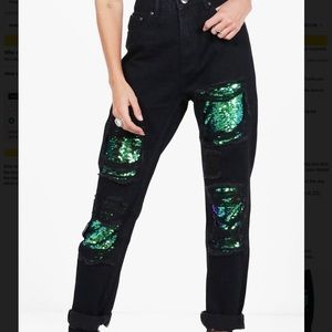 Boyfriend jeans with multi color sequin design